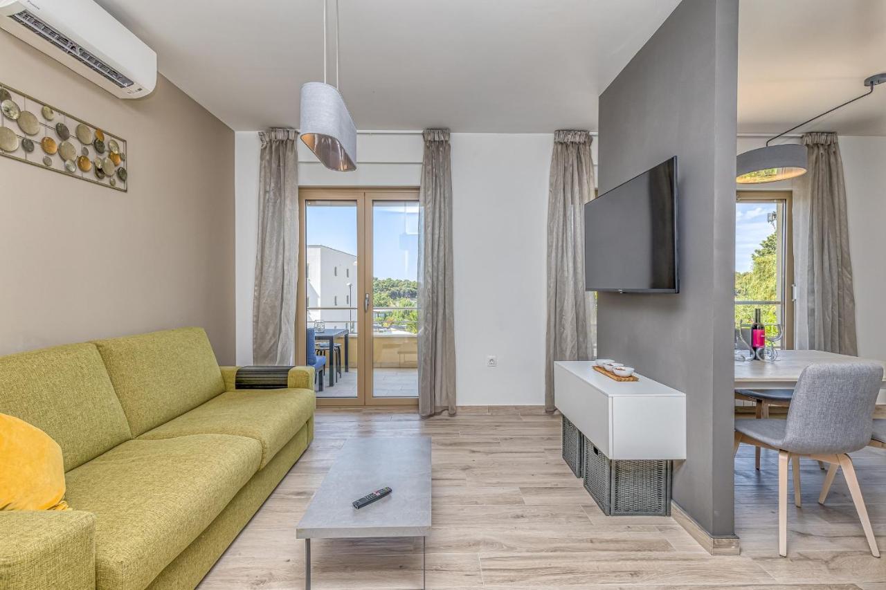 Apartment Stoja Πούλα Εξωτερικό φωτογραφία